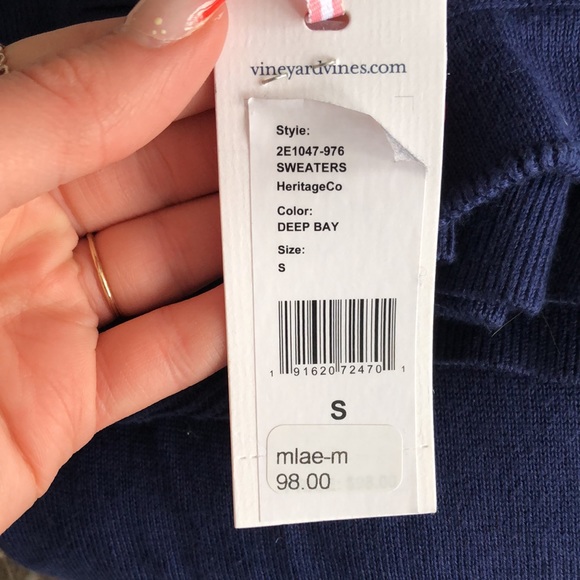 New with tags Vineyard Vines sweater - Picture 11 of 11
